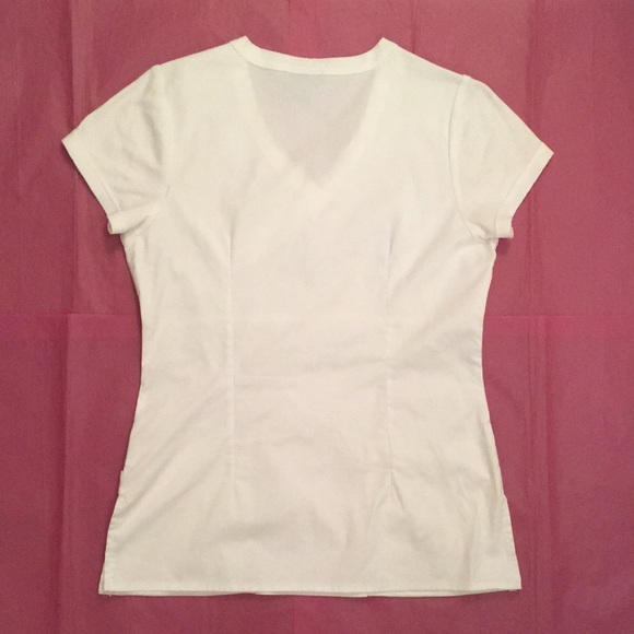 Rampage Solid White Scrub Top Size Small - Picture 2 of 4